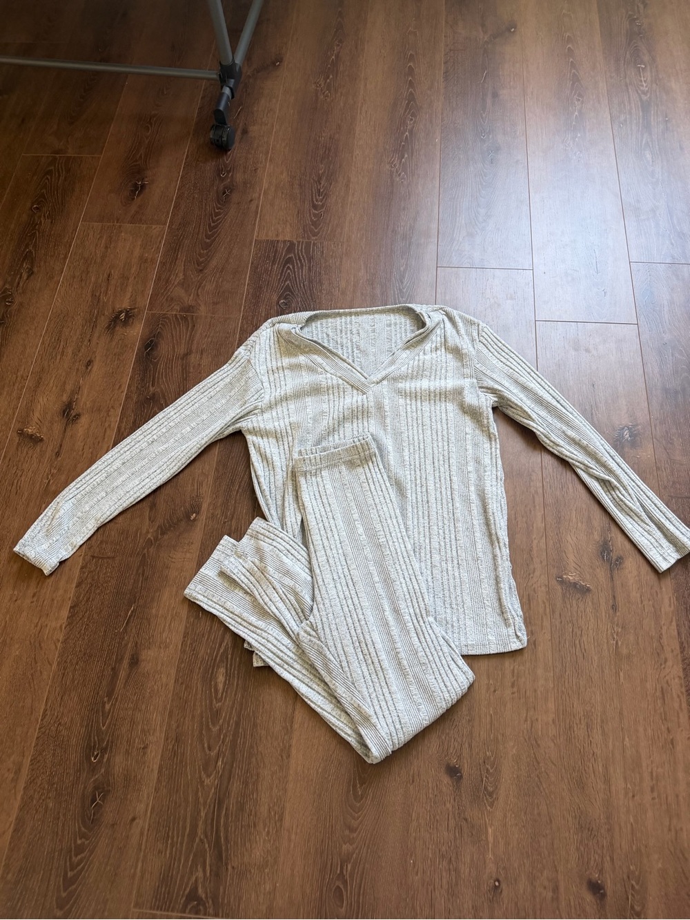 SHEIN Light Grey Ribbed Knit Loungewear Set